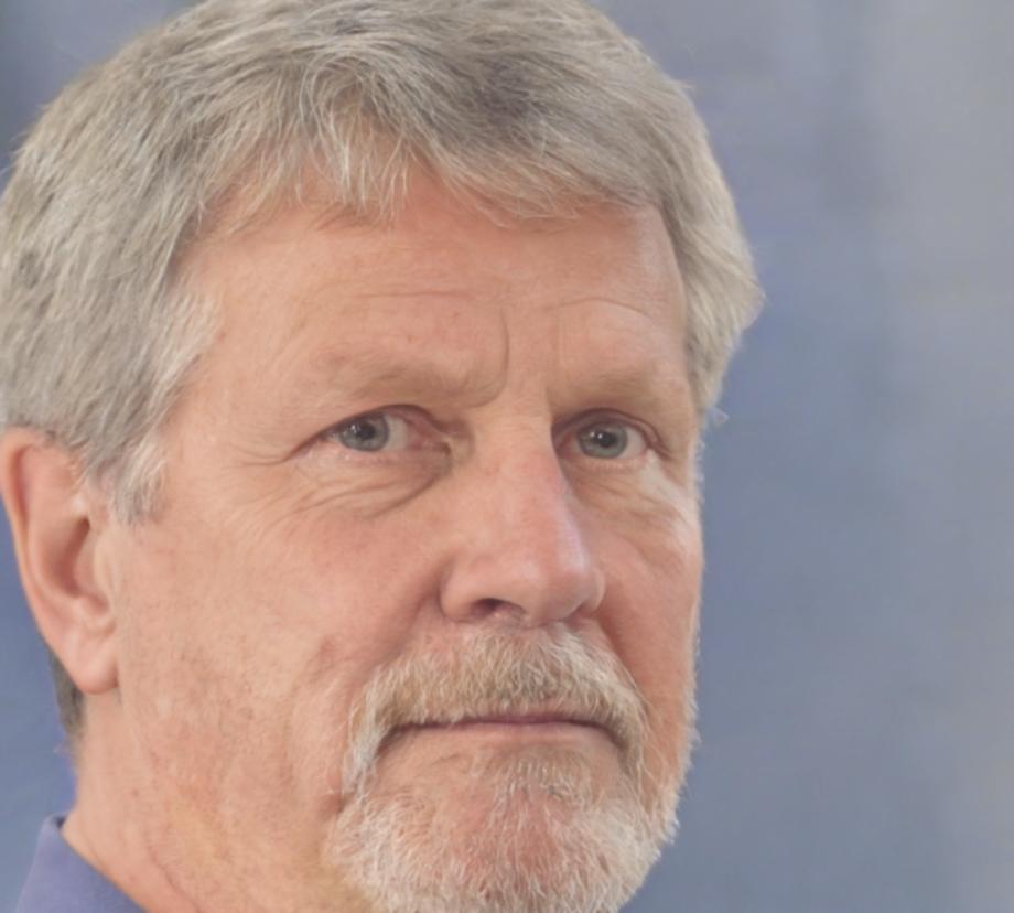 Portrait of Dmitri Kostanjevec, Technical Analysis Expert